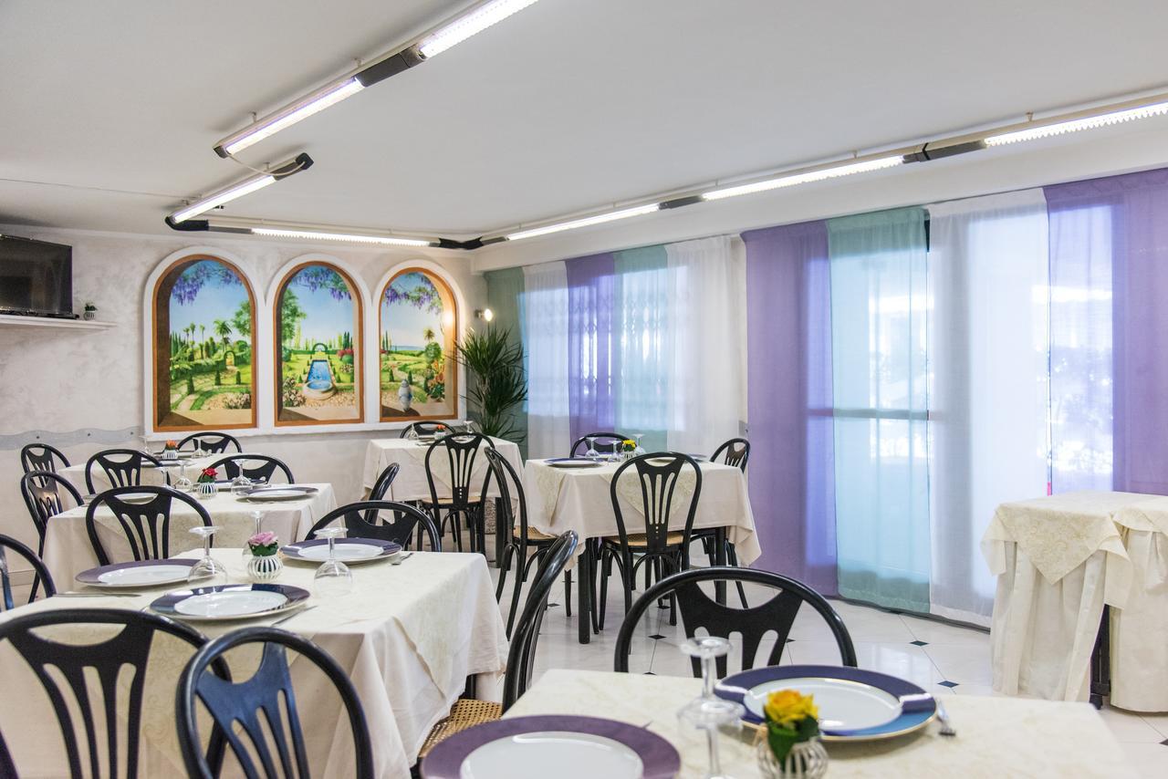 Hotel Nuovo Giardino Rimini Exterior photo